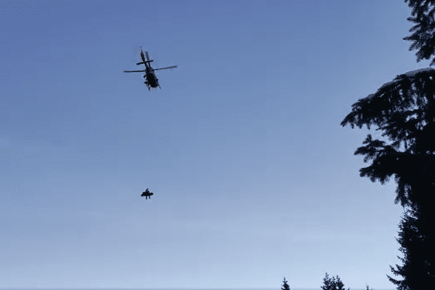 Bărbat de 72 de ani, salvat cu elicopterul SMURD din Munții Retezat, după ce și-a rupt un picior
