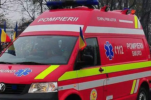 Elev de la aeorclubul din Mureș, grav rănit după ce a căzut cu paraşuta în incinta aerodromului