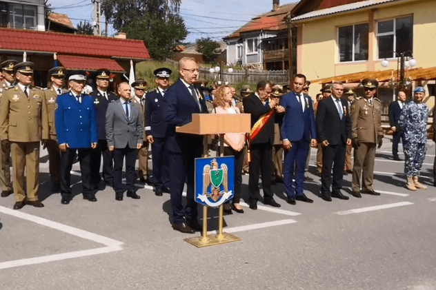 Ministrul Dîncu, de Ziua Drapelului, în Harghita: „Tricolorul nu cere să fie iubit de toată lumea”