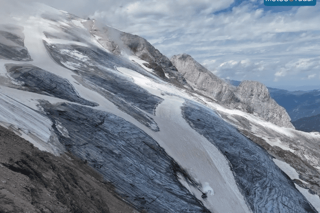 Cel puțin șase persoane au murit în munții Alpi din Italia în urma prăbușirii unui ghețar