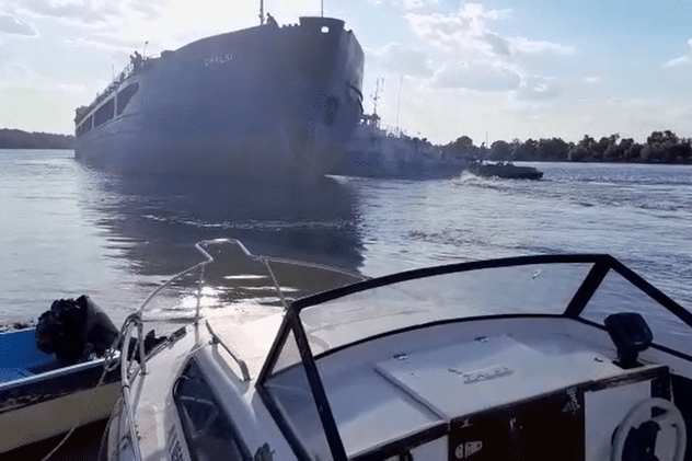 O navă comercială din Ucraina a lovit pontonul și ambarcațiunile Poliției de Frontieră la Chilia Veche