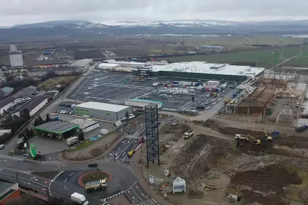 Lucrările la cel mai mare mall din Alba au început în forță în acest an. Cât de mult a evoluat șantierul din Alba Iulia