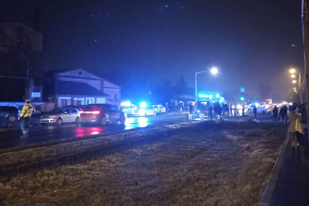 Un băiat de 10 ani a murit după ce a fost lovit de o maşină, la Timișoara. Poliția a deschis dosar penal