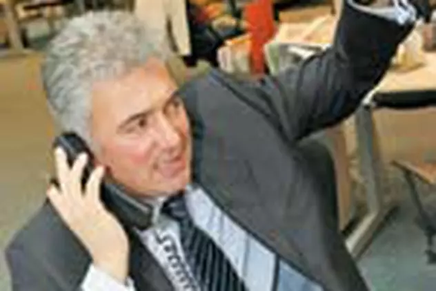Primarul Videanu a dat audiente la telefon