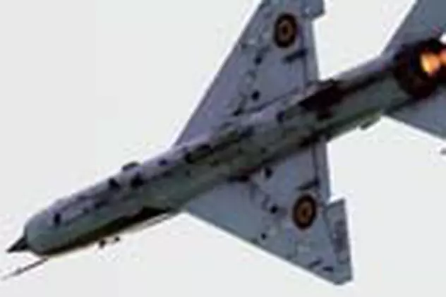 MiG-ul, lovit de deseuri spatiale?
