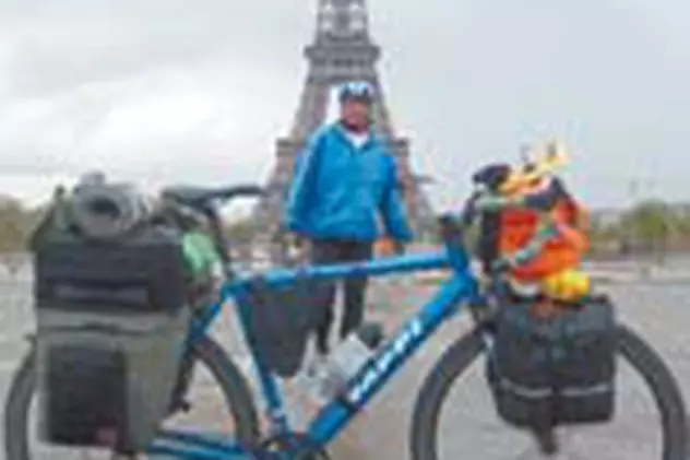 A parcurs 4.347 de km pe bicicleta prin Europa