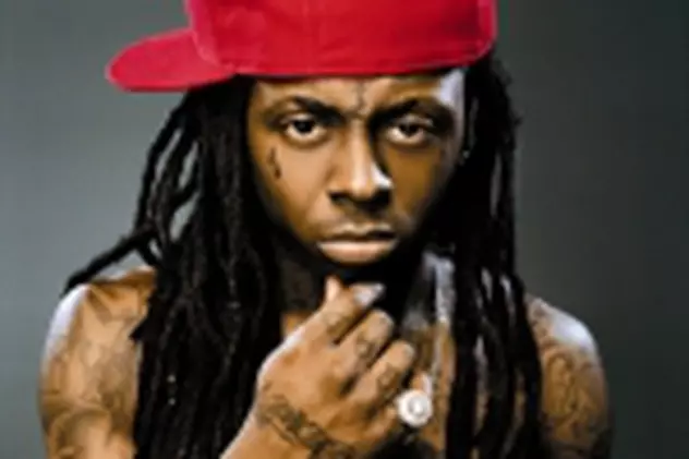 Lil′ Wayne isi lanseaza doua linii vestimentare