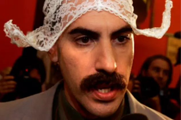 “Borat”, deghizat în homosexual la un protest anti-gay din Los Angeles