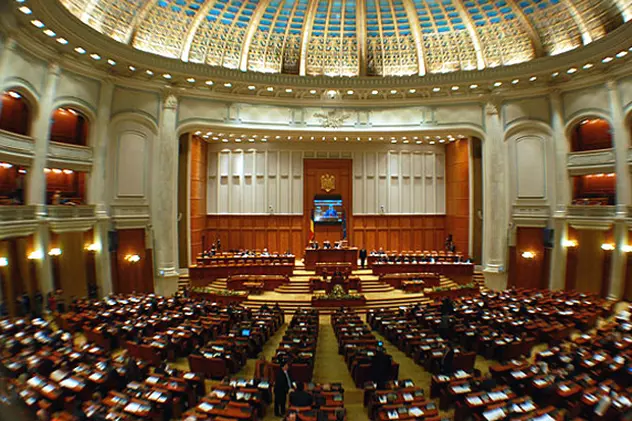 Parlamentul voteaza joi noul Guvern Mihai Tudose