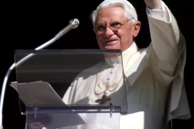 Papa: ”Homosexualitatea, mai periculoasă decât distrugerea pădurilor”
