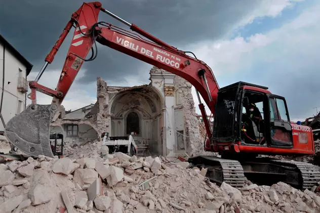 Mafia vrea să reconstruiască Italia devastată de cutremur
