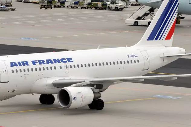 Două avioane de pasageri s-au ciocnit pe aeroportul Charles de Gaulle