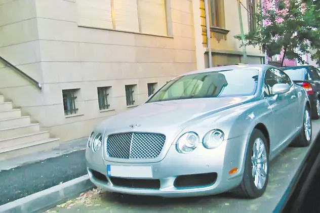 «Se dă» cu un Bentley de 200.000 € 