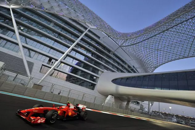 Ferrari va inaugura un cel mai mare parc de distracţii indoor