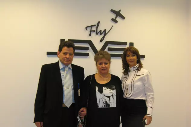 Stewardesa-eroină a inaugurat prima şcoală privată pentru însoţitori de zbor
