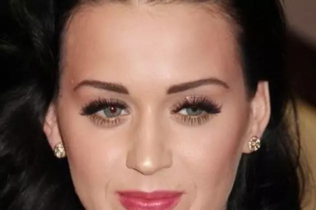 Katy Perry a găsit la ce să se uite când se masturbează