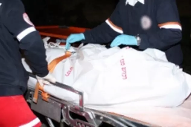 3 morţi şi 4 răniţi într-un grav accident rutier, în Mureş