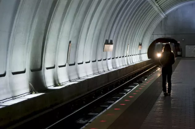 Un miros ciudat a dus la evacuarea unei staţii de metrou din Washington