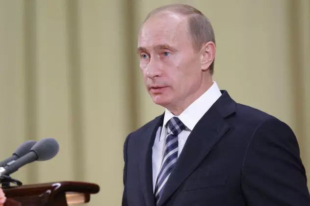 Putin a cântat melodii patriotice cu agenţii extrădaţi din SUA
