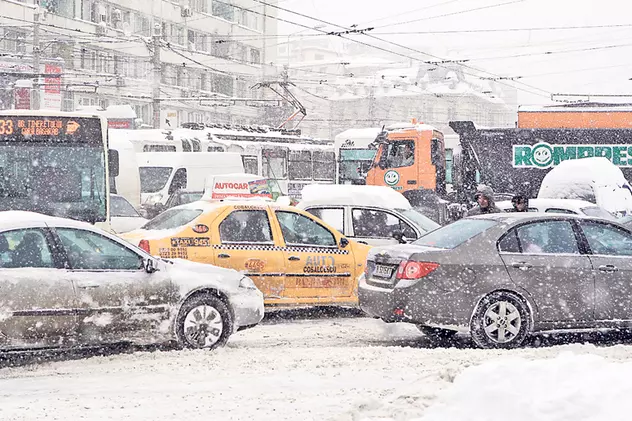 Parlamentarii au modificat Codul Rutier - Fără cauciucuri de iarnă nu ieşi pe stradă