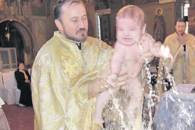 Matinalii de la OTV şi-au botezat băiatul