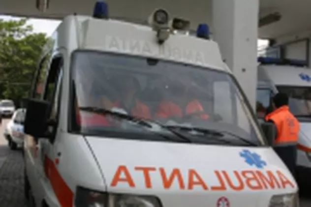 Trei răniţi  în urma unui accident în Alba