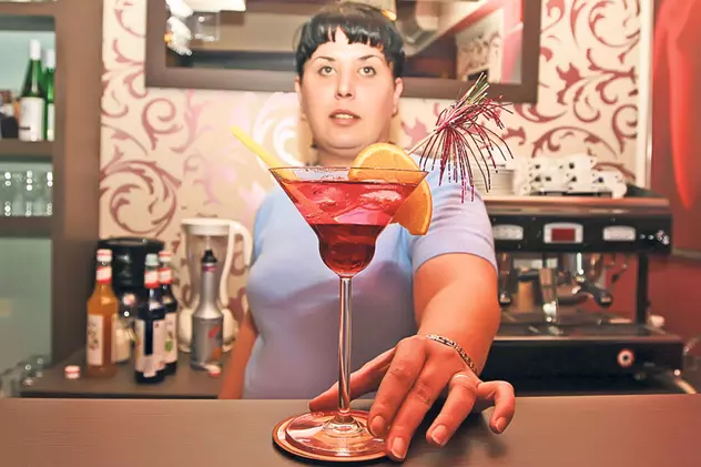A apărut cocktailul Mădălina Manole