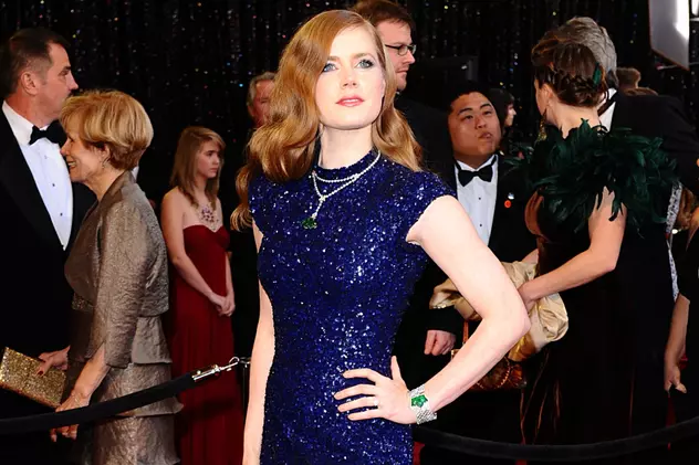 Amy Adams a purtat la Oscar bijuterii în valoare de 1,3 milioane de dolari
