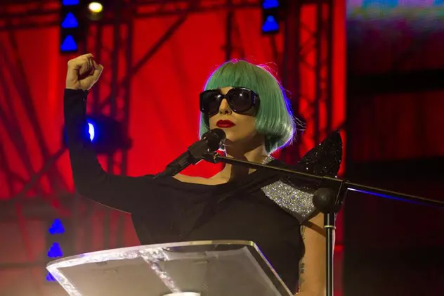 Foto&Video | Lady Gaga a cântat la parada gay de la Roma