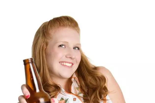 Berea fără alcool previne cancerul 