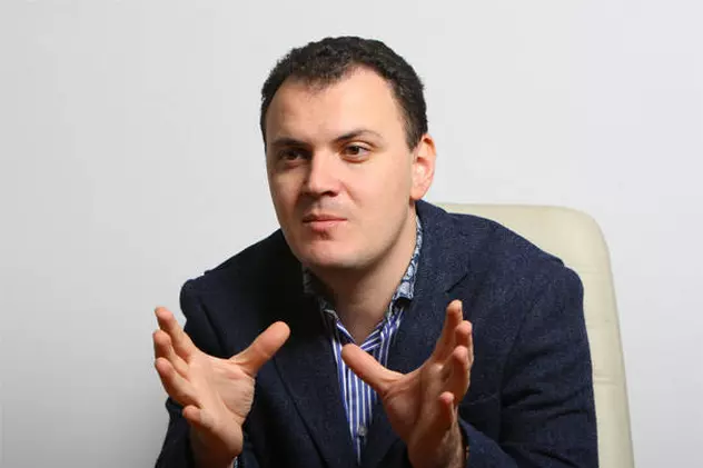 Sebastian Ghiță, în genunchi în fața unui procuror