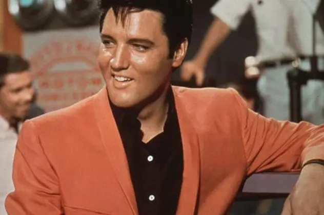 Limuzina lui Elvis Presley a fost scoasă la licitaţie. Vezi cât va costa maşina!