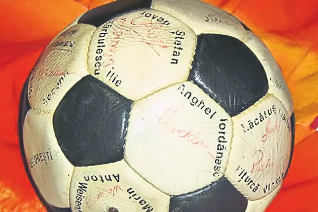 O minge a finalei Cupei Campionilor din 1986, semnată de câștigătorii de la Steaua, scoasă la licitaţie pentru 3.000 €