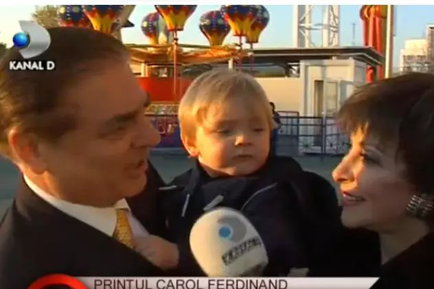 Micul Prinţ, Carol Ferdinand, în parcul de distracţii cu părinţii