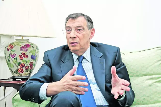 George Iacobescu este director general al Canary Wharf din 1997 și singurul român cu titlul de ”Sir”