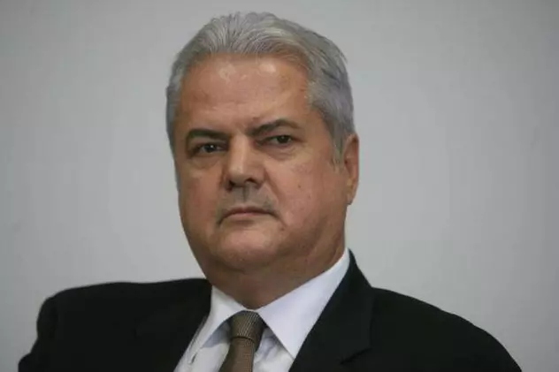 Adrian Năstase, condamnat la 2 ani de puşcărie cu executare în dosarul ”Trofeul Calităţii”