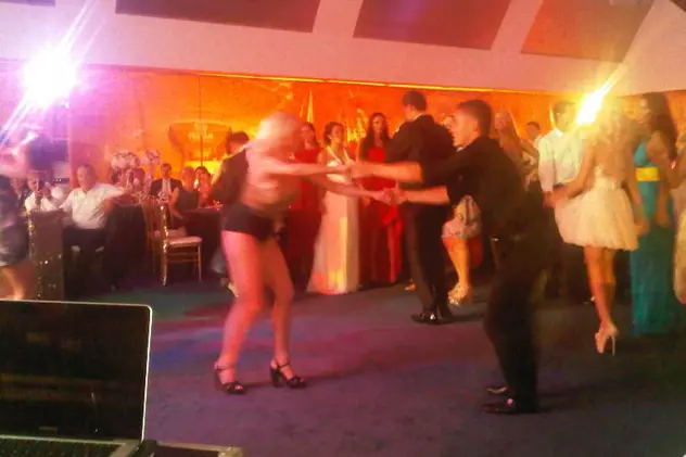 Torje s-a încins pe ringul de dans cu o dansatoare profesionistă | FOTO EXCLUSIV
