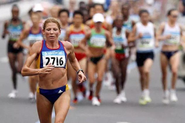 Constantina Diță, campioană olimpică la maraton acum 9 ani, s-a apucat de construcții. Vrea să ridice 36 de case în doar cinci zile