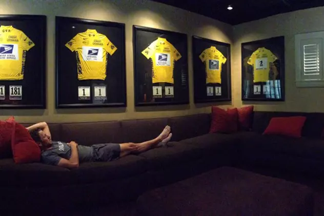 CE AROGANŢĂ! Lance Armstrong a postat o imagine SCANDALOASĂ pe contul său de Twitter