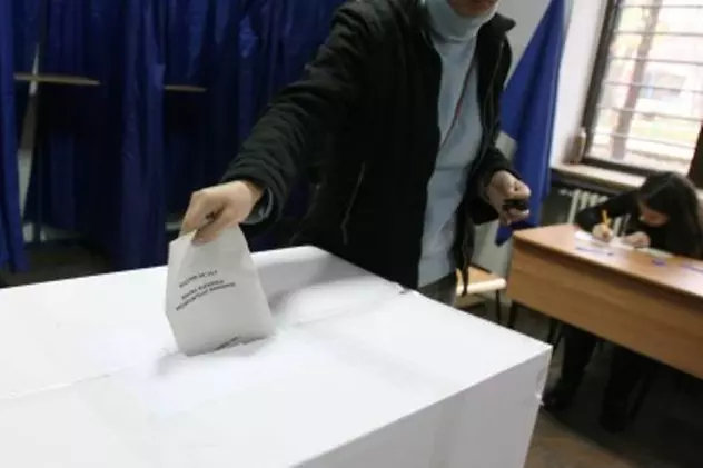 Alegeri parlamentare 2012. Ninsorile şi viscolul blochează votul. Vezi situaţia din ţară