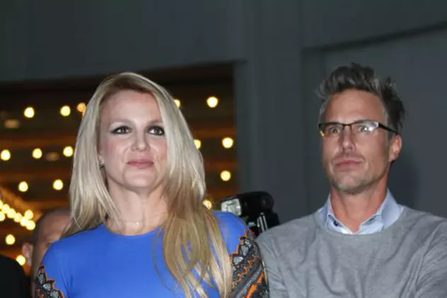 Britney Spears a rupt logodna de Jason Trawick