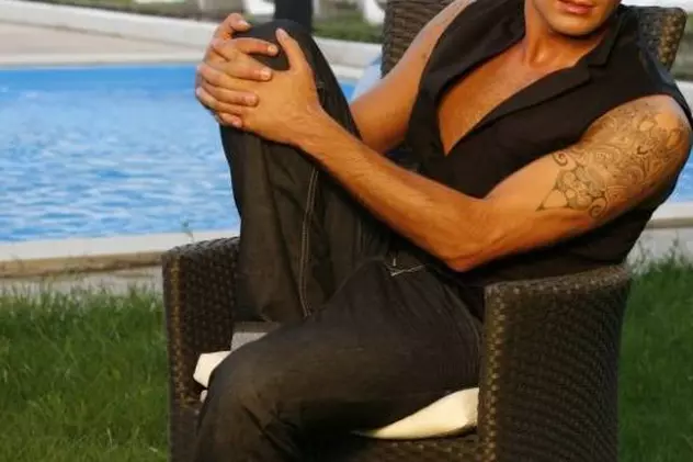 Unul dintre cei mai sexy bărbaţi din România, refuzat de o fată: "Era inabordabilă"