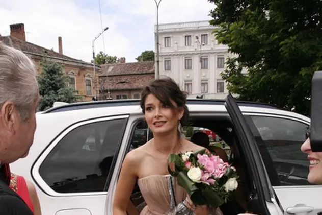 Iată primele imagini de la nunta Alinei Puşcaş! | FOTO
