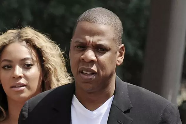 Jay-Z le-a dat angajaţilor săi câte o primă de 50.000 de dolari: "Distraţi-vă cu ei!"