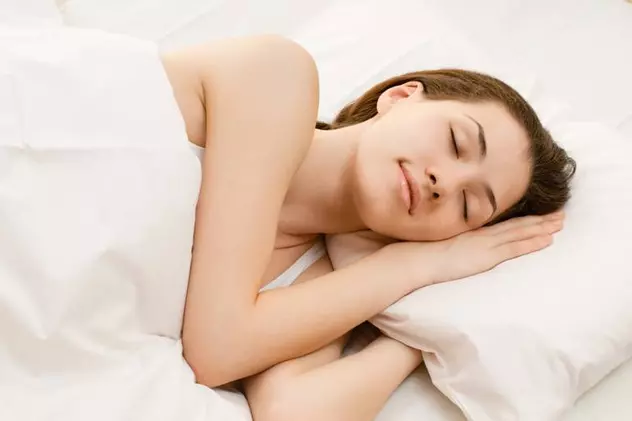 Ai insomnii? Iată ce efect are lipsa somnului asupra organismului!