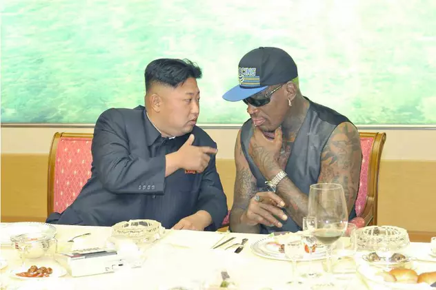 Dennis Rodman a făcut o destăinuire: "Kim Jong-un are o fiică. Am ţinut-o în braţe"