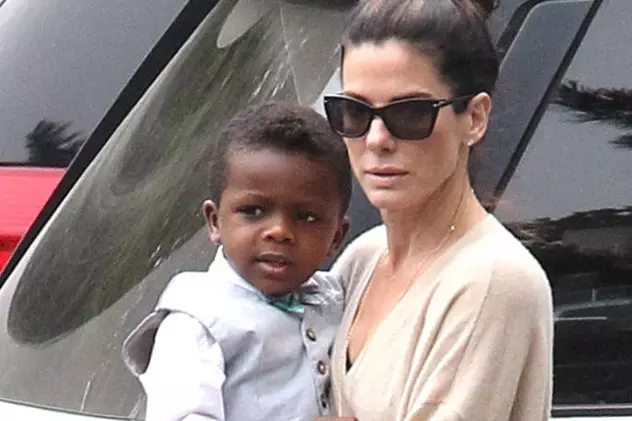 Sandra Bullock adoptă încă un copil?