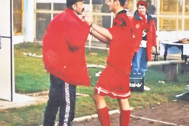 Ioan Sdrobiş, antrenorul care l-a lansat în fotbal, pune tunurile pe Cristi Chivu: «Nu are caracterul tatălui său!»