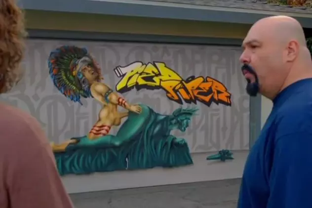 CE LE-A DAT PRIN MINTE! Statuia Libertăţii FACE SEX cu un războinic aztec. HBO a CENZURAT FILMUL | VIDEO 18+