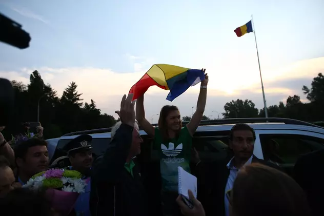 Halep, primire triumfală la Otopeni: ”Le mulţumesc românilor pentru susţinere!”
